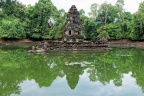 Temple sur l'eau.