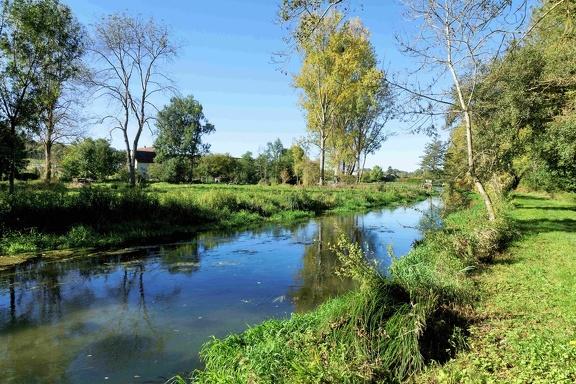  Randonnée autour de Yèvre le Chatel.