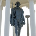 Pondichéry, statue de Gandhi.