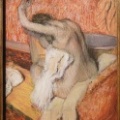 Après le bain, femme se séchant. Edgar Degas.